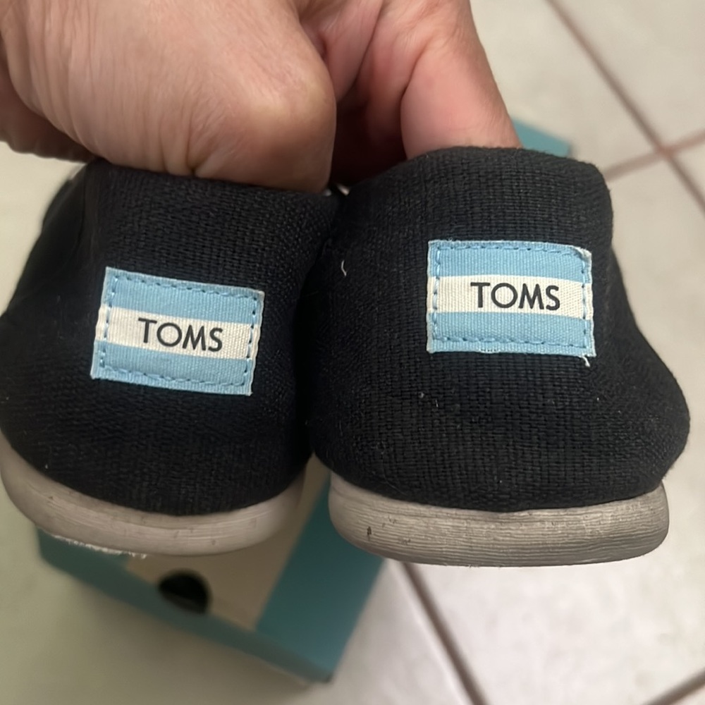 MEN’s TOMS Slip On Shoe in size 9 - Picture 4 of 6